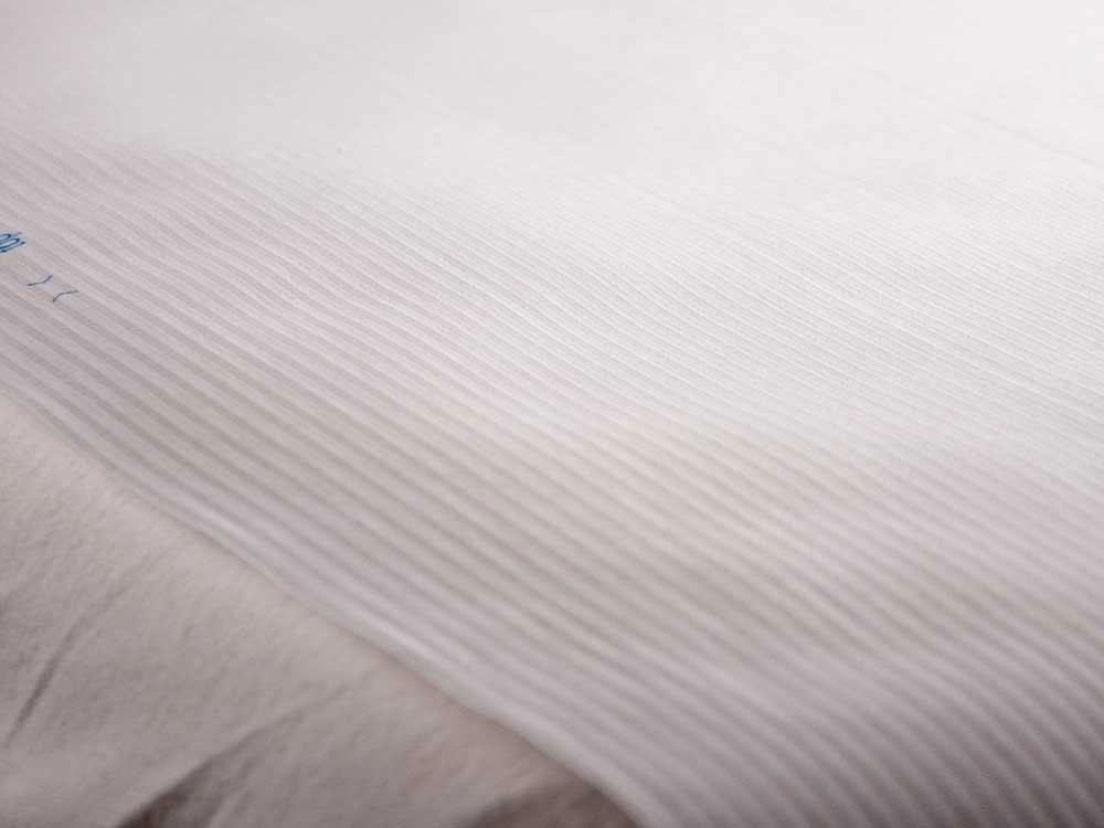 MedixPro Paper-Nonwowen rulle til massagebrikse, 70 cm x 50 m